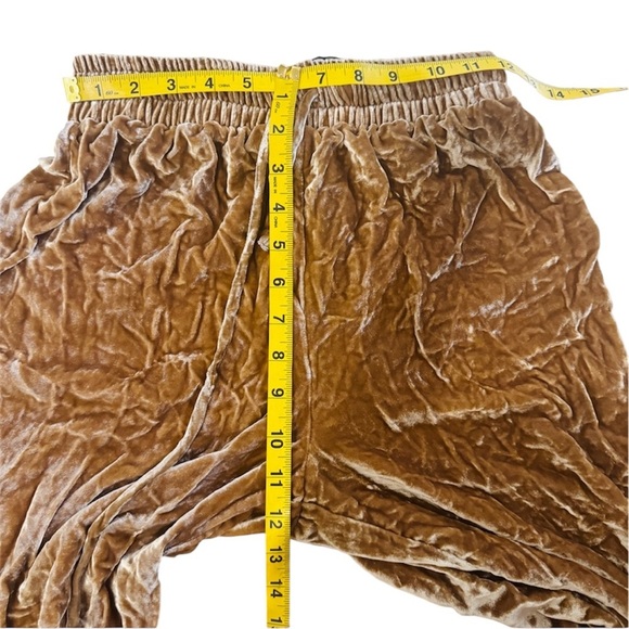 Reformation gold rush crushed velvet pants NEW - Picture 4 of 8
